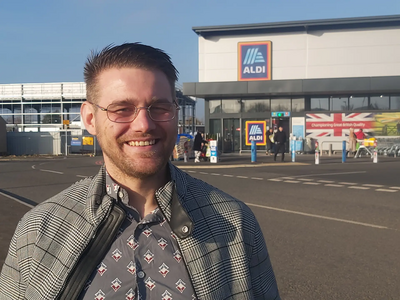 Stephen O'Brien outside Pennywell ALDI